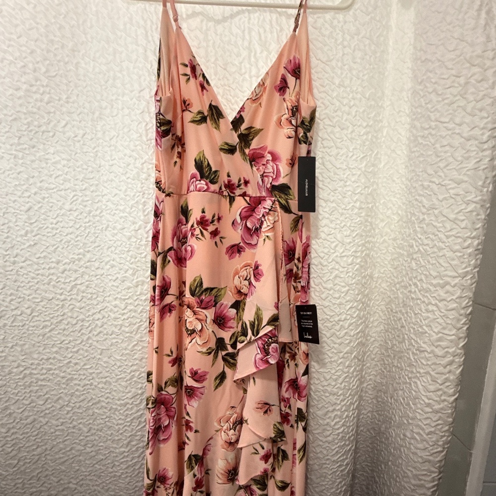 Pink floral Lulus Dress